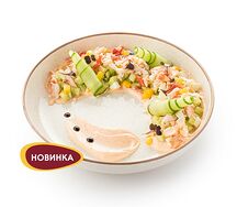 Салат с камчатским крабом, манго и авокадо
