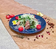 Цезарь с курицей