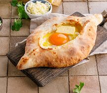 Хачапури по-аджарски