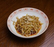 Ростки сои в кунжутном соусе