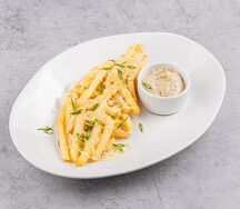 Картофель фри с трюфельным соусом