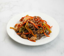 Гречневая лапша с курицей терияки