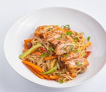 Wok с цыпленком криспи