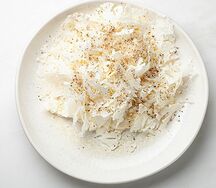 Цветная капуста, черный трюфель и овечий сыр