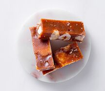 Ириска с фундуком