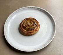 Яблочный пирог с карамелью