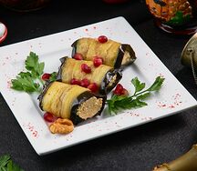 Рулетики из баклажанов