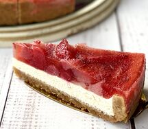 Чизкейк с клубникой