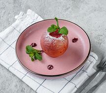 Яблоко, запеченное с медом и корицей