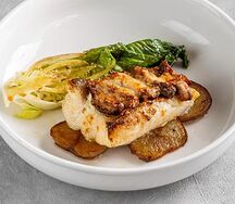 Филе судака, запеченное с белыми грибами