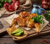 Цыплёнок табака с соусом сацебели