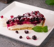 Пирог с лесными ягодами