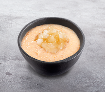 Каша овсяная на топленом молоке с яблоком