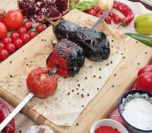 Овощи, запеченные на мангале