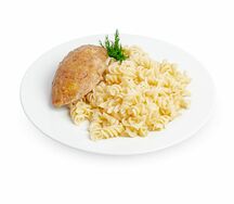 Котлета из курицы и макароны