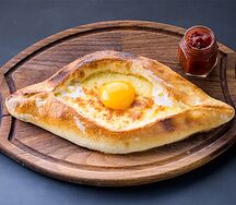 Хачапури по-аджарски