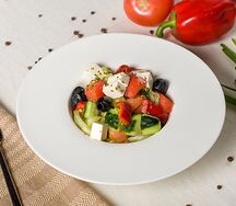 Салат греческий