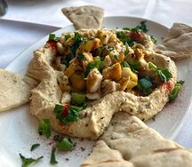 Хумус с курицей