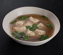 Суп с мини-хинкалями из курицы