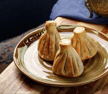 Жареные хинкали с бараниной