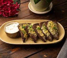 Гренки с чесноком и пармезаном
