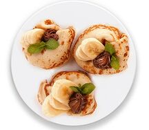 Блинчики с бананом и нутеллой