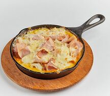 Mac & Cheese с ветчиной и грибами