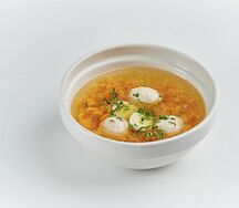 Куриный суп с фрикадельками