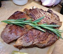 Стейк Чак Ролл black angus