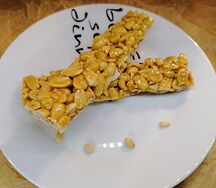 Козинаки из арахиса в карамели