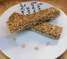 Козинаки из семечек в карамели