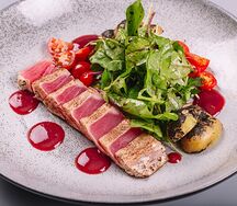 Салат с тунцом