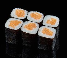 Маки роллы Лосось