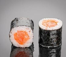 Ролл копченый лосось