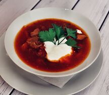 Борщ с языком