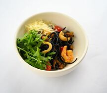 Паста неро с морепродуктами