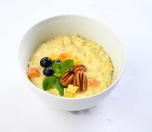 Пшенная каша на кокосовом молоке с орехом пекан