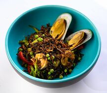 Дикий рис с морепродуктами