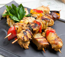 Куриная грудка с овощами