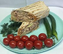 Классическая шаурма в тандырном лаваше
