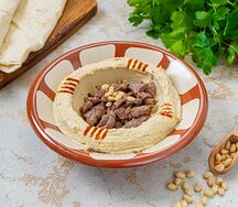 Хумус с мясом 