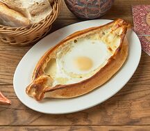 Хачапури по-аджарски