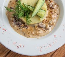 Бефстроганов из говядины с пюре