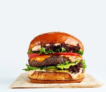 Бургер с мраморной говядиной