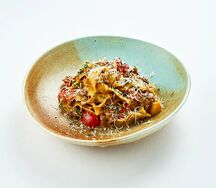 Феттуччине с говяжьими щеками