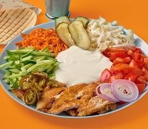 Шаверма на тарелке