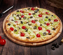 Пицца Цезарь на тонком тесте малая