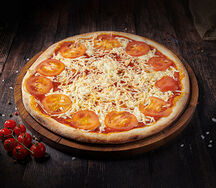 Пицца Неаполитанская на тонком тесте малая