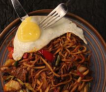 Жареный лагман уйгур