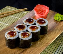 Маки у угрём